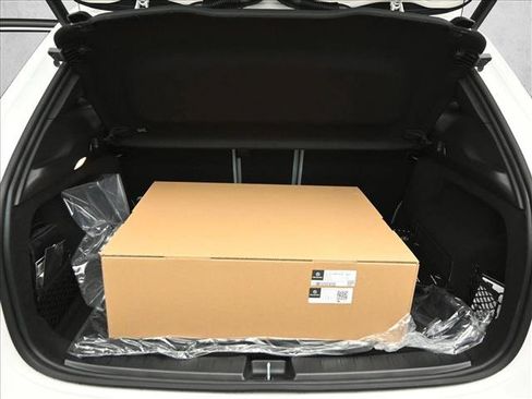 New 2026 Mercedes-Benz GLA 250 4MATIC image 25