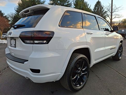 Certified 2020 Jeep Grand Cherokee Altitude image 6