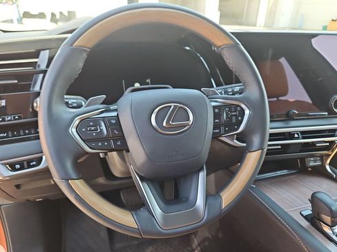 Used 2025 Lexus RX 350h AWD/4WD image 16