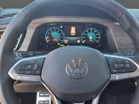 New 2026 Volkswagen Atlas SEL Premium R-Line image 28