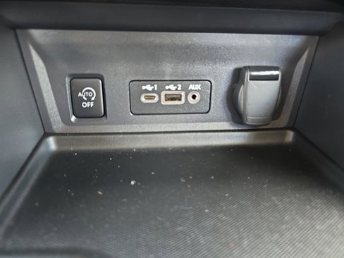 Used 2024 Nissan Sentra SV FWD image 26