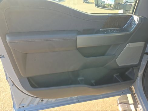 New 2026 Ford F250 Lariat w/ Lariat Premium Package image 11