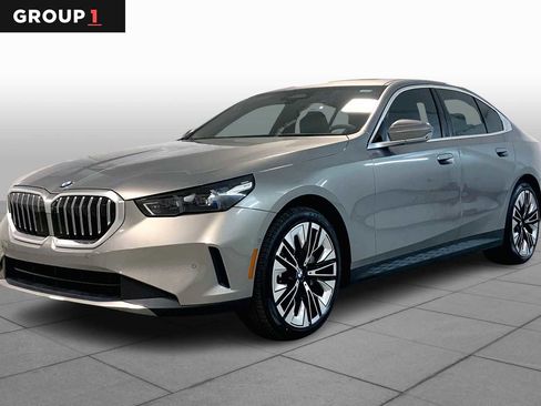 New 2026 BMW 530i xDrive w/ Premium Package image 1