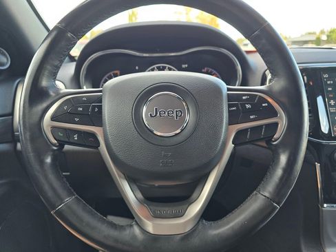 Used 2021 Jeep Grand Cherokee Laredo X AWD/4WD image 15