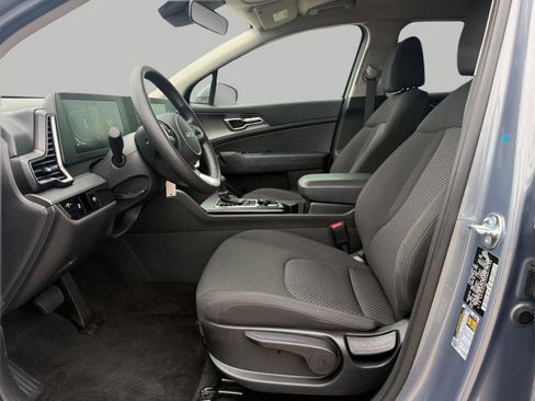 Certified 2025 Kia Sportage LX image 21