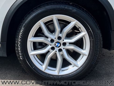Used 2021 BMW X5 xDrive40i w/ Premium Package image 9