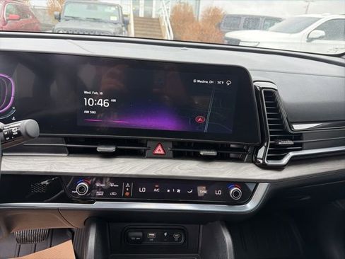 Used 2025 Kia Sportage X-Line w/ Premium Package image 16