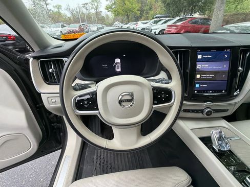 Certified 2022 Volvo XC60 B5 Inscription w/ Advanced Package image 63