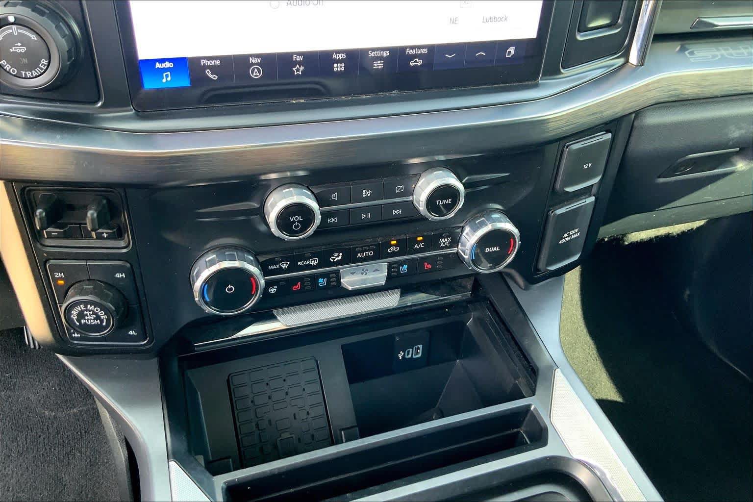 Certified 2024 Ford F250 Lariat w/ Lariat Ultimate Package AWD/4WD image 34