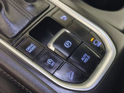 Used 2020 Hyundai Santa Fe Limited AWD/4WD image 31