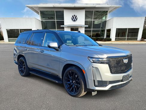 Used 2024 Cadillac Escalade Sport w/ LPO, ONYX Package image 1