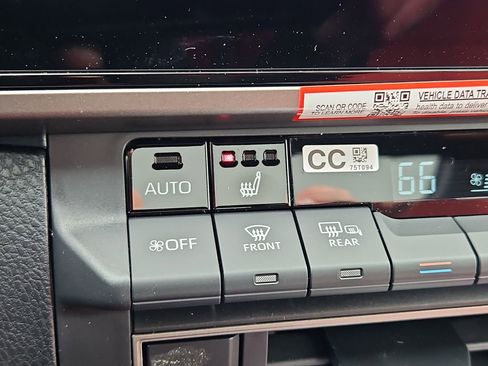 New 2026 Toyota Camry Hybrid image 12