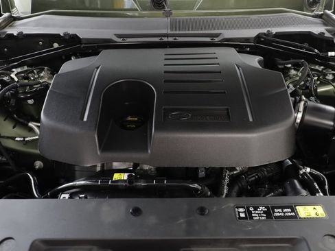 Certified 2026 Land Rover Defender 110 X-Dynamic SE AWD/4WD image 22