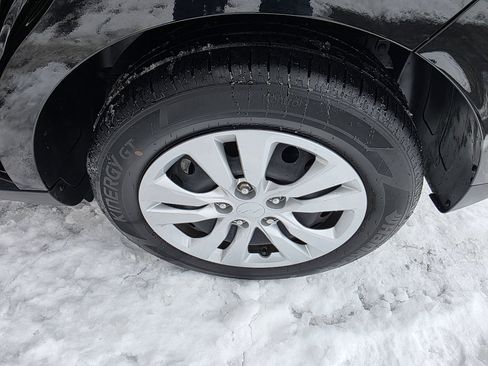 Used 2023 Kia Soul LX image 19