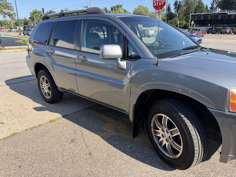 Used 2008 Mitsubishi Endeavor SE AWD/4WD image 5