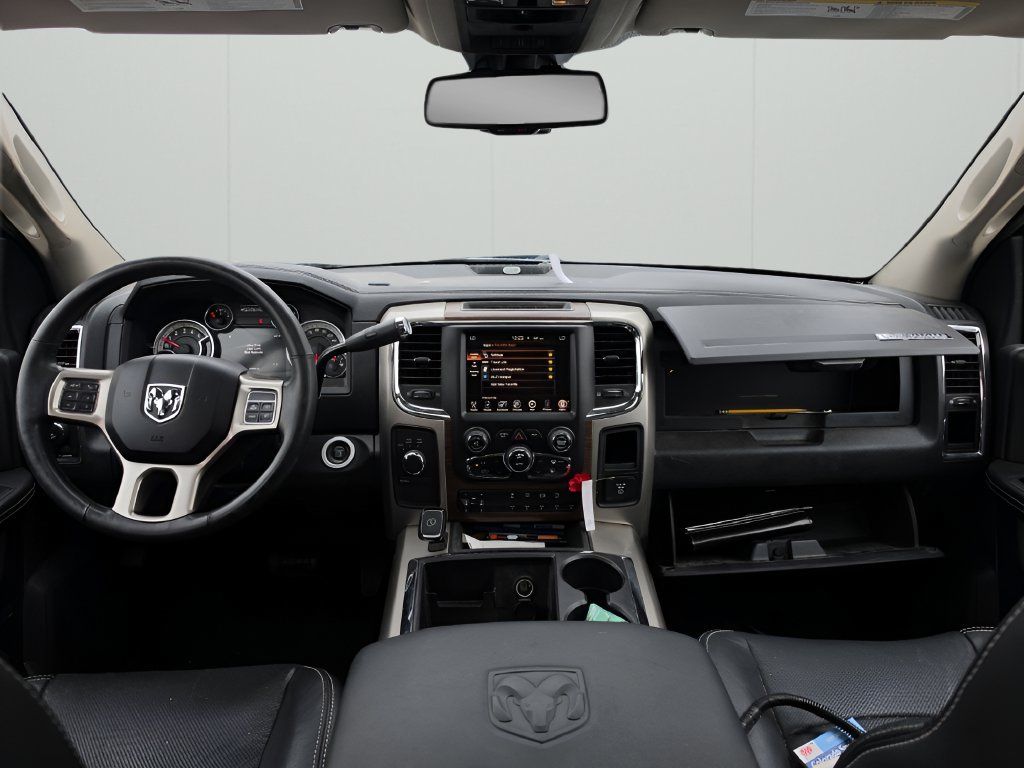 Used 2015 RAM 2500 Laramie w/ Convenience Group AWD/4WD image 14