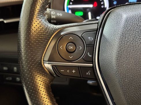 Used 2021 Toyota Avalon XSE image 19