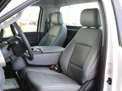 Used 2025 Ford F250 XL w/ XL Chrome Package RWD image 20