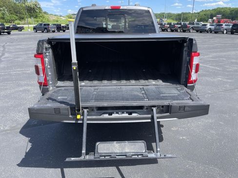 Used 2021 Ford F150 Lariat AWD/4WD image 10