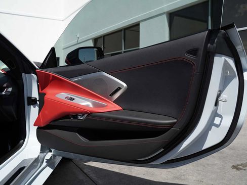 Used 2023 Chevrolet Corvette Stingray Preferred Cpe w/ Z51 Performance Package RWD image 40