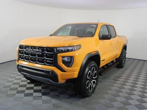 New 2026 GMC Canyon AT4 w/ AT4 Premium Package image 21