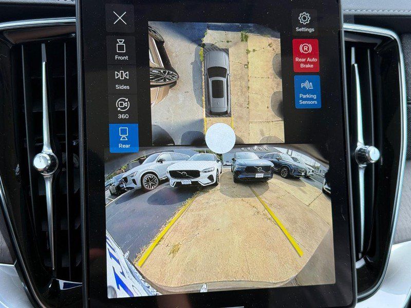 New 2026 Volvo XC90 T8 Ultra w/ Protection Package Premier AWD/4WD image 17