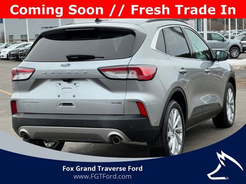 Certified 2022 Ford Escape Titanium w/ Titanium Elite Package image 9