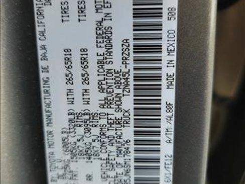 Used 2025 Toyota Tacoma TRD Sport AWD/4WD image 24