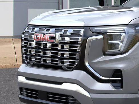New 2026 GMC Terrain Denali w/ LPO, Floor Liner Package AWD/4WD image 13