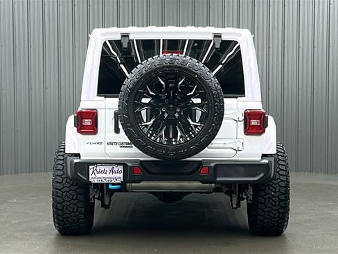 Used 2024 Jeep Wrangler Unlimited Sahara w/ Safety Group image 4