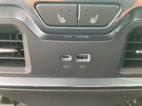 New 2026 GMC Sierra 1500 SLT w/ SLT Premium Package image 45