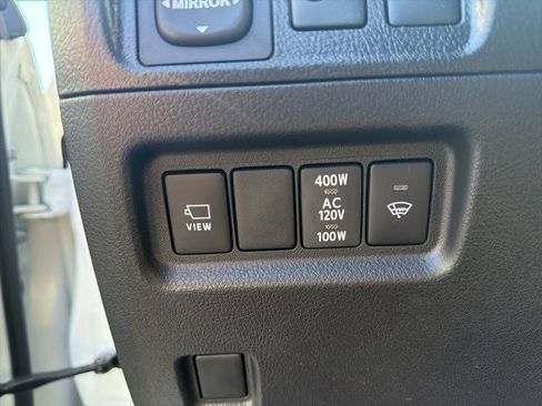 Used 2023 Toyota 4Runner Limited image 9