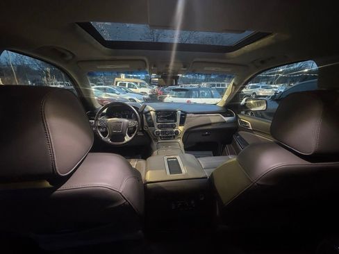 Used 2019 GMC Yukon Denali w/ Denali Ultimate Package AWD/4WD image 28