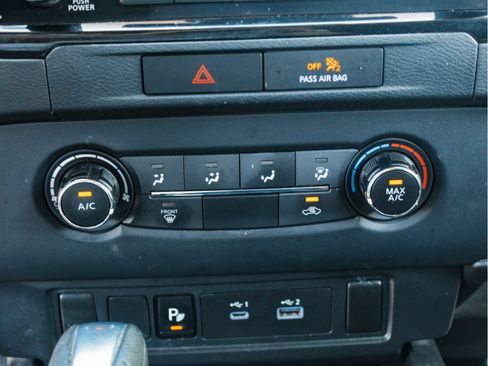Used 2022 Nissan Frontier S w/ Technology Package RWD image 17