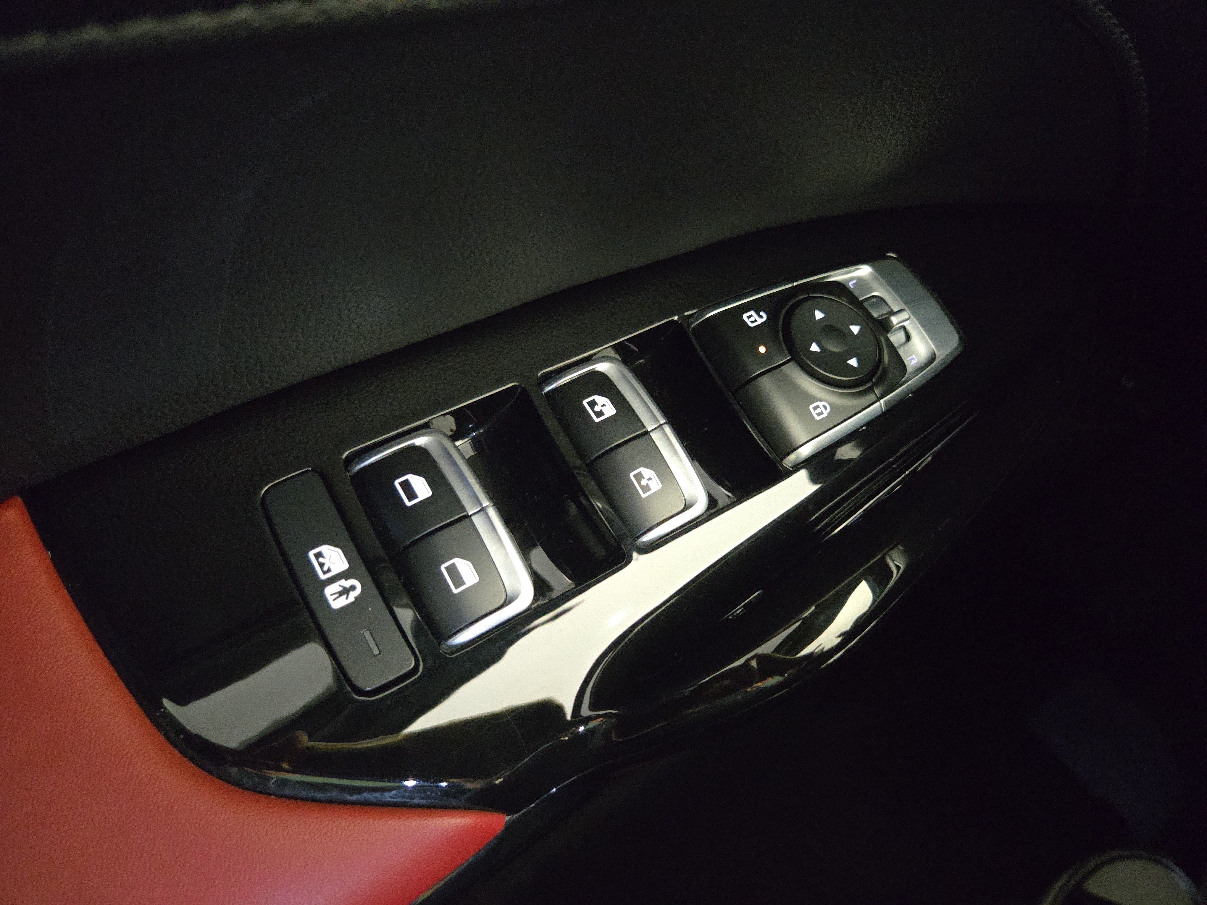 Used 2025 Kia K5 GT-Line w/ GT-Line Premium Package AWD/4WD image 27