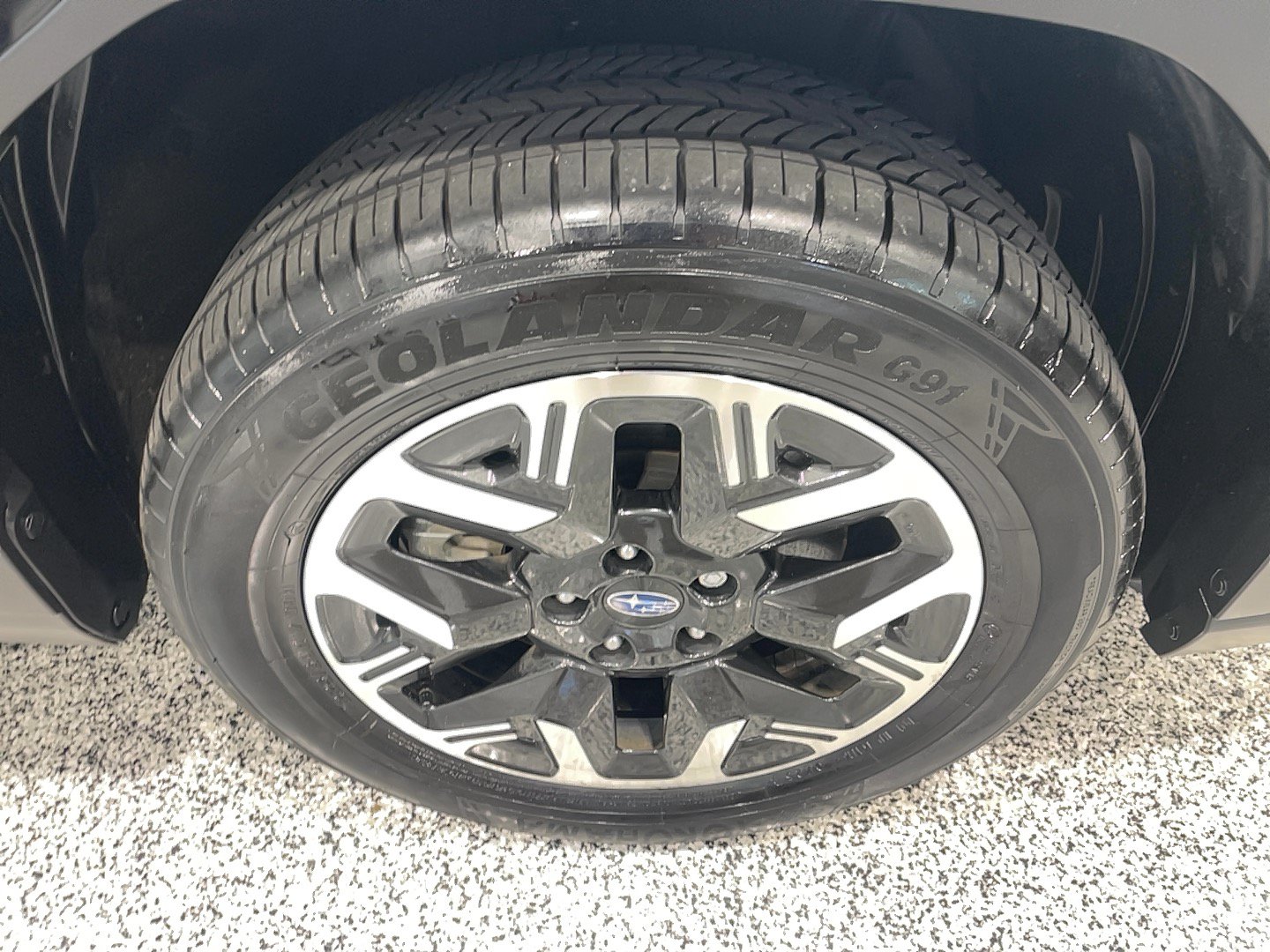 Used 2025 Subaru Forester Premium AWD/4WD image 5