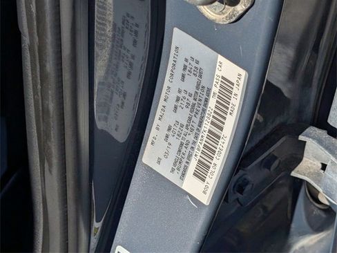 Used 2019 MAZDA MAZDA3 Hatchback w/ Premium Package image 17