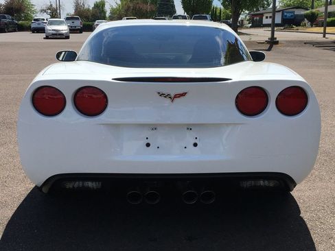 Used 2011 Chevrolet Corvette Coupe w/ Preferred Equipment Group RWD image 6