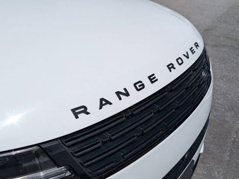 Used 2024 Land Rover Range Rover Sport Dynamic SE AWD/4WD image 19
