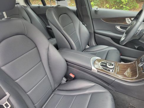 Used 2018 Mercedes-Benz C 300 C 300 4dr Sedan image 10