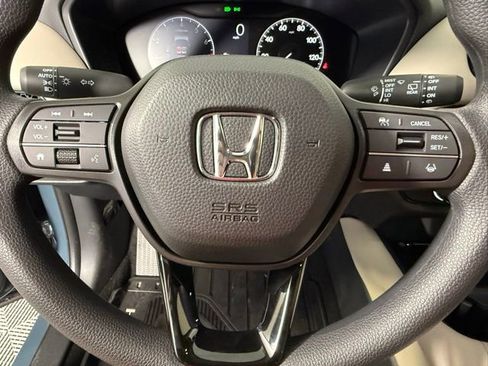 Used 2026 Honda HR-V LX image 18