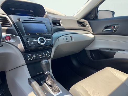 Used 2016 Acura ILX FWD image 65