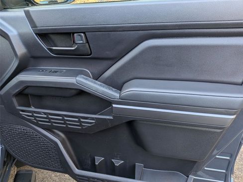 Used 2024 Toyota Tacoma SR5 image 28