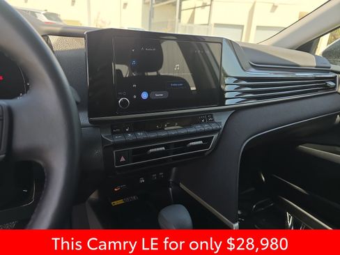 Used 2025 Toyota Camry LE w/ Convenience Package image 25
