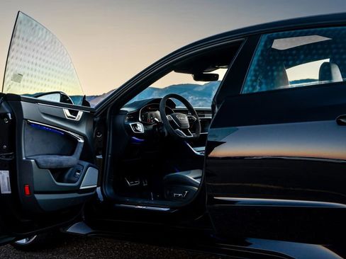 New 2025 Audi RS 7 performance Sportback image 16