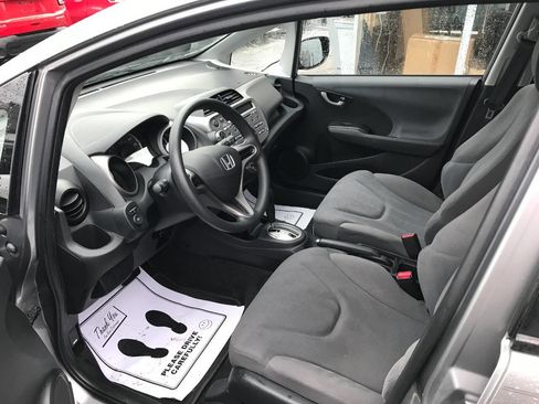 Used 2010 Honda Fit image 9