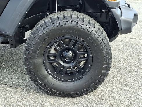 Used 2023 Jeep Wrangler Sport S image 8