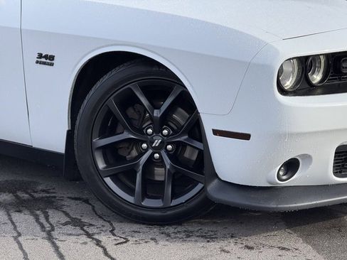 Used 2019 Dodge Challenger R/T w/ Driver Convenience Group image 2