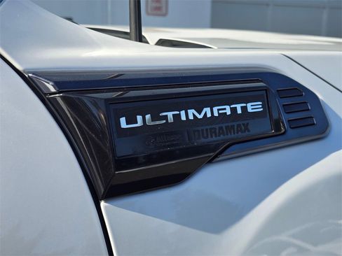 Used 2024 GMC Sierra 3500 Denali Ultimate image 10