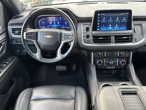 Used 2024 Chevrolet Suburban LT image 29